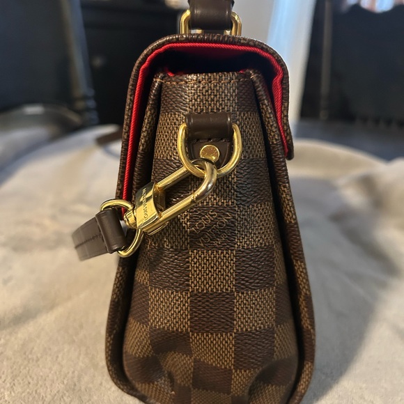 LV crossbody - Picture 4 of 12